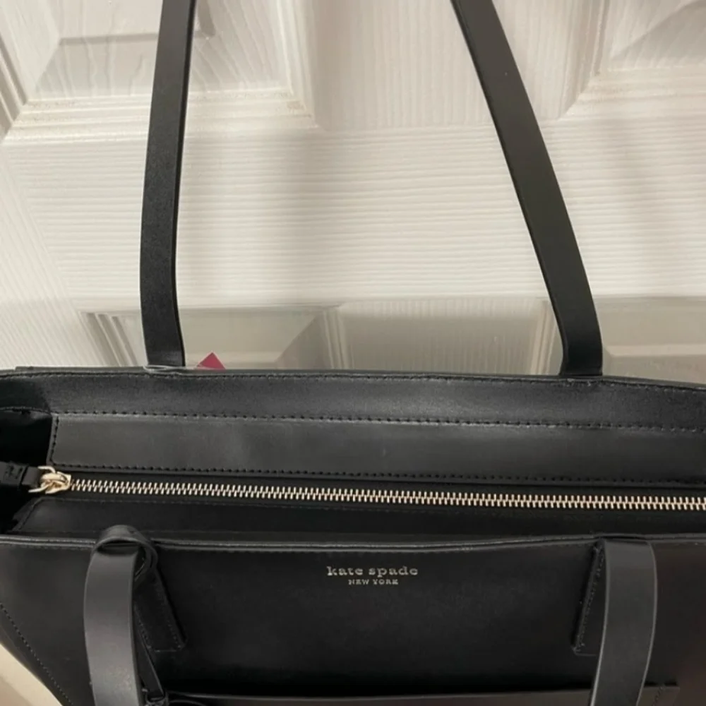 Kate Spade tote - Picture 4 of 5